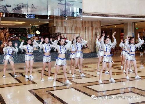 成人舞蹈班跳舞视频大全,成人舞蹈班精彩瞬间大盘点