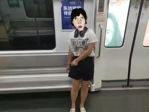 成人奔跑的视频大全