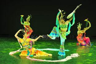 敦煌舞群舞成人简单视频,群舞之美，成人舞者演绎千年风情